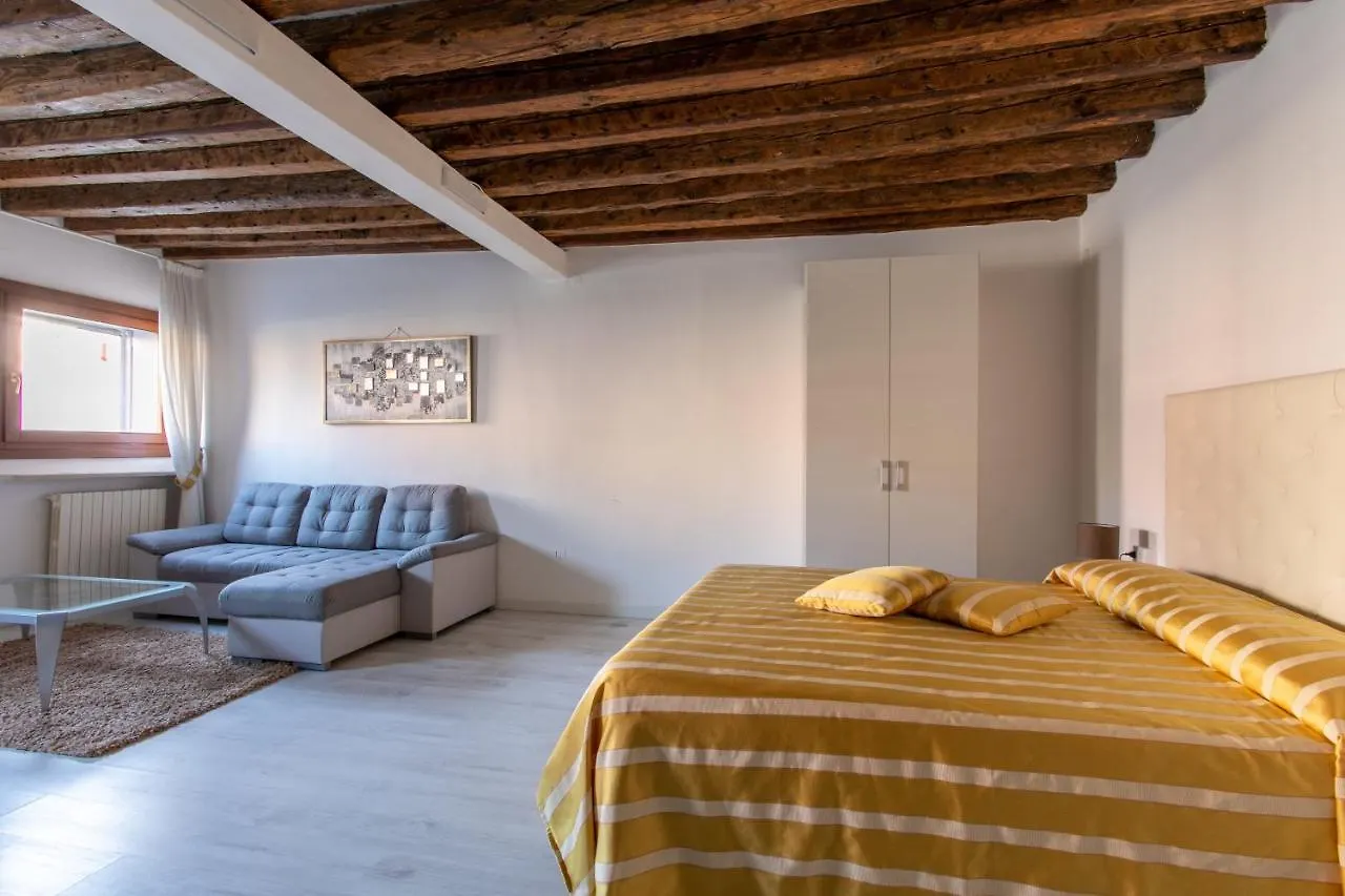 Canaletto Apartment Rialto Venedig Italien