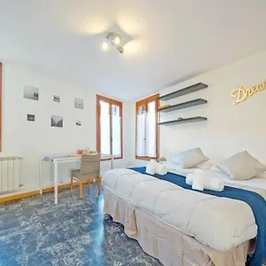 410 San Polo Roky Wifi Center Venedig